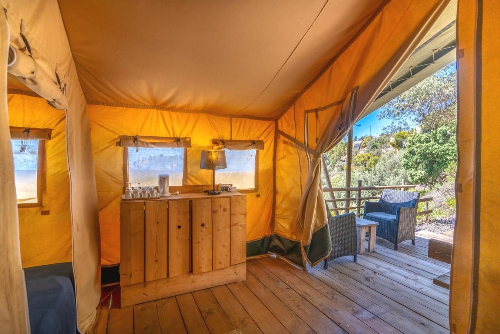 Campo Agave Luxury Tents Sayalonga Quarto foto